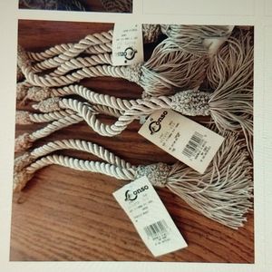 Set of 5 Satiny Tiebacks